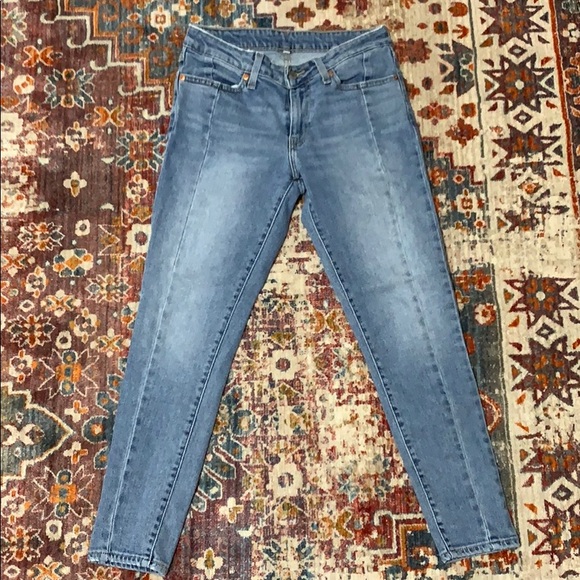Levi’s Mid-rise Jeans Size 27 - Picture 2 of 5